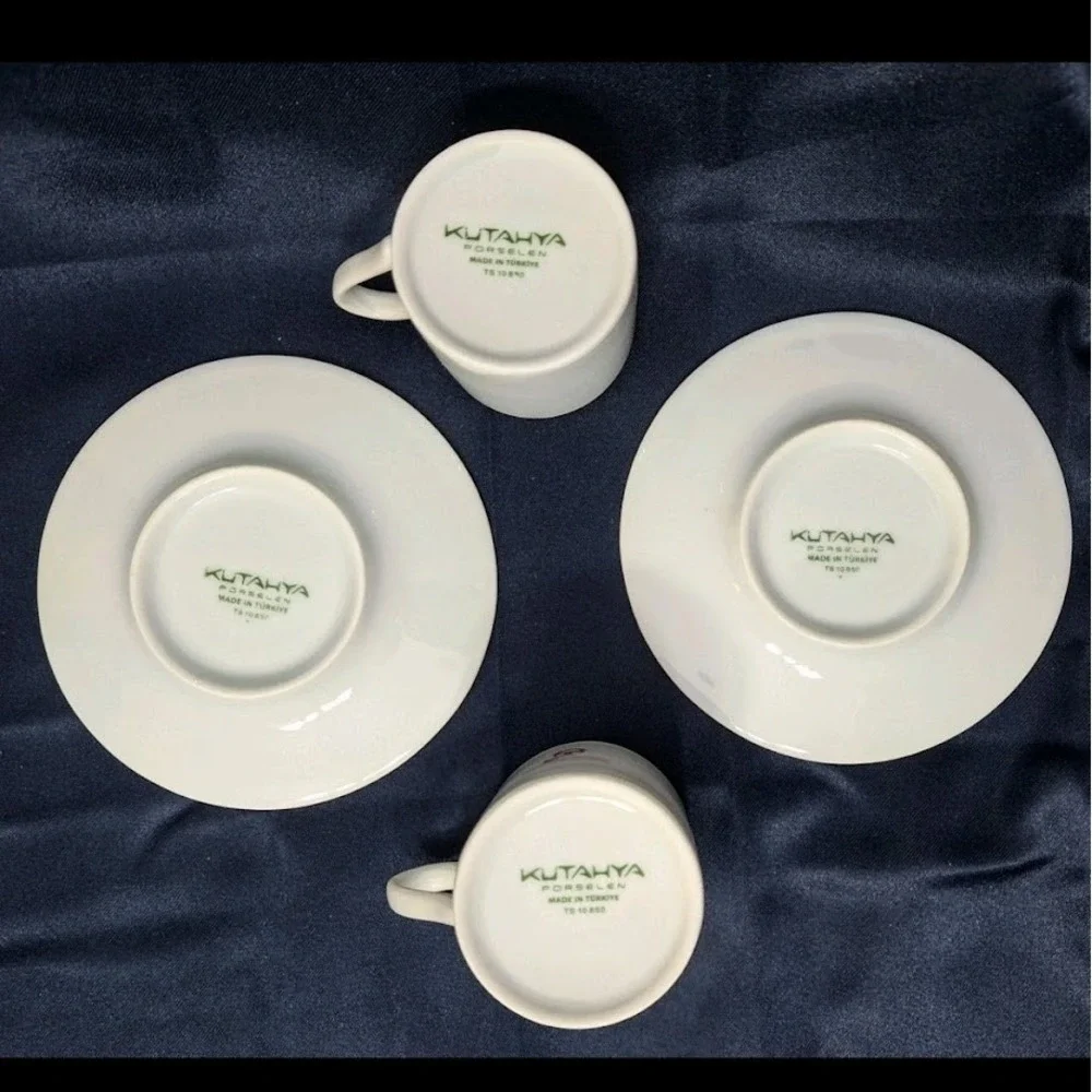 2 Kurukahveci Mehmet Efendi Porcelain Turkish Coffee Demitasse Cups Saucers Pair